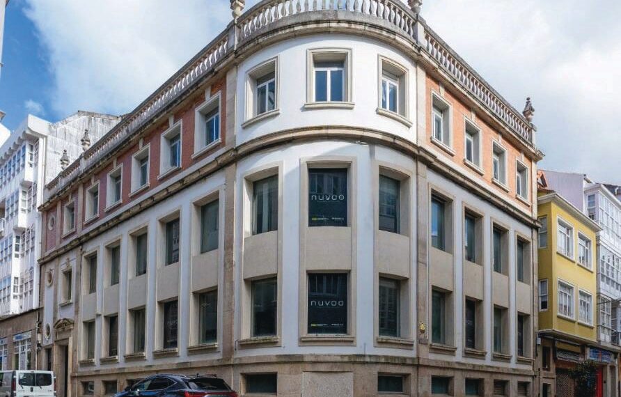 A Deputación adquire o antigo edificio de Banesto como nova sede institucional en Ferrol