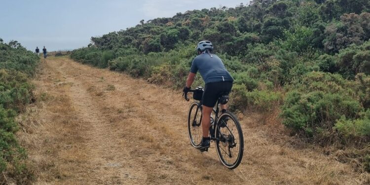 A Deputación completa a nova senda ciclable entre as baterías de Campelo Baixo e Campelo Alto, en Valdoviño