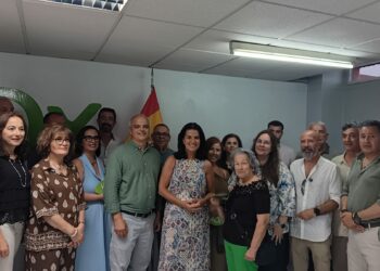 Vox inaugura su sede en A Coruña