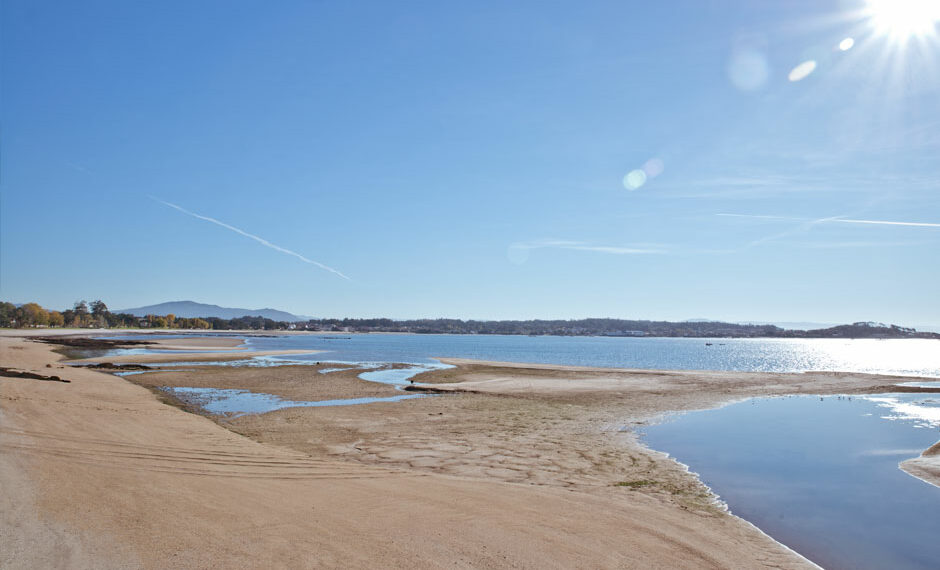 Rescatado un menor que quedou á deriva nunha táboa de paddle surf na praia de Barraña