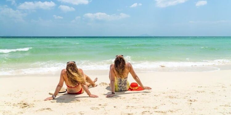 Todos los consejos para broncearte sin arruinar tu piel