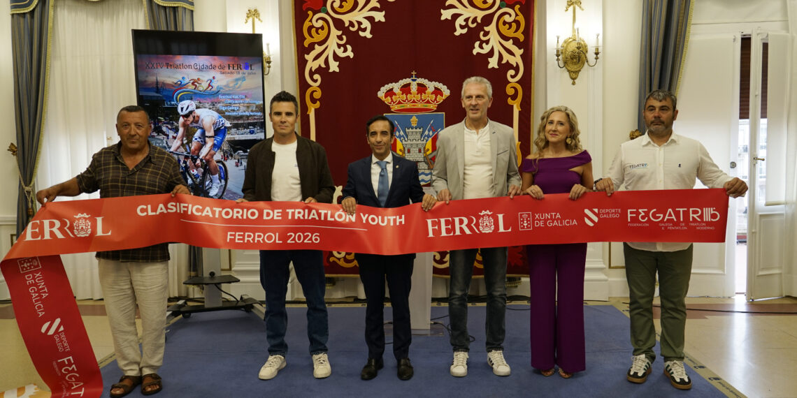 Preto de 220 deportistas participarán no XXIV Tríatlon Cidade de Ferrol