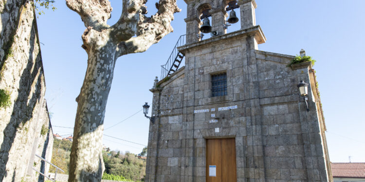 Culleredo licita la regeneración del entorno de la iglesia de Santa María de Rutis