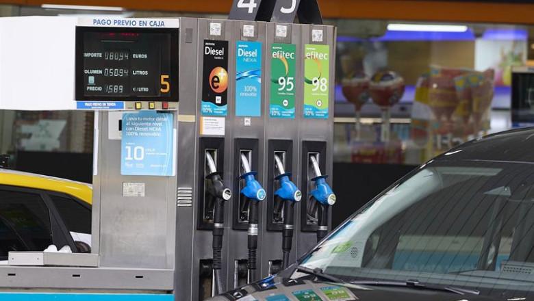 El combustible sube desde mañana en España: llenar el depósito costará hasta 3 euros más y dispara la preocupación entre los conductores