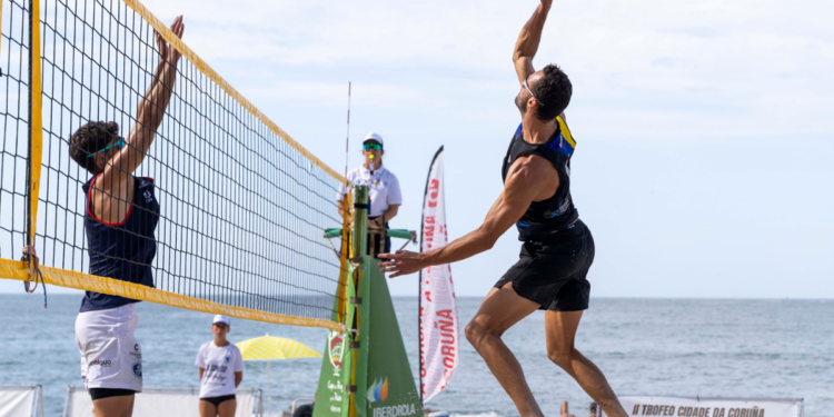 A Coruña acolle o Campionato Galego Sénior de vólei praia