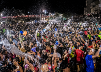 Estas son las fiestas de Galicia que arrasan este fin de semana: Panorama, El Combo Dominicano, Israel Fernández y mucho más