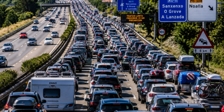 Las 20 carreteras de Galicia donde habrá más atascos este fin de semana: horas y zonas a evitar