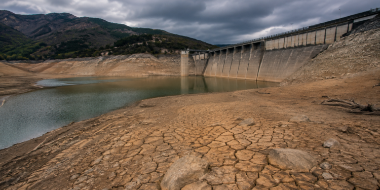 La guerra del agua estalla en Galicia: un alcalde denuncia la peor sequía de la historia y acusa a la Xunta de “estafa política”