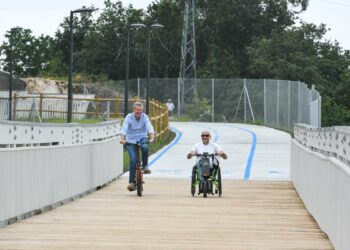 La Xunta invierte 7,5 M€ en la senda peatonal y ciclista entre O Milladoiro y Santiago