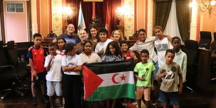 Ourense recibe a 14 nenos e nenas saharauís que participan no programa ‘Vacacións en Paz’