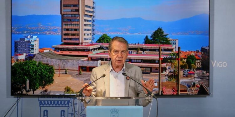 Abel Caballero alcalde de Vigo en Rueda de Prensa