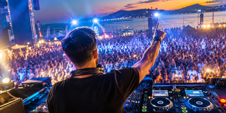 Estos son algunos de los DJs que están marcando la noche en Galicia: de los históricos a los nuevos nombres