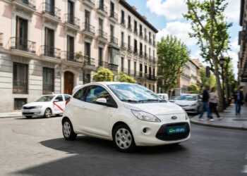1 de cada 2 españoles afirma que el coche es el mayor gasto de su economía familiar
