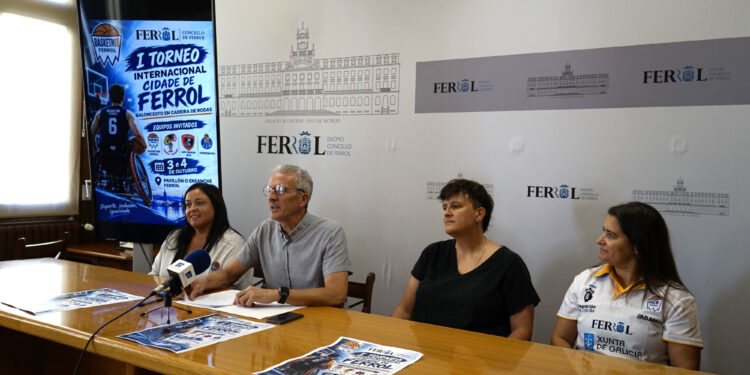 Ferrol acoge un torneo internacional único: cuatro equipos de baloncesto en silla de ruedas se enfrentan en el Ensanche