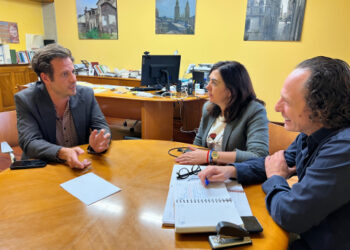 Concello de Lugo e Caudal Fest reforzan o seu compromiso social coa presenza de ALUCEM, ALCER Lugo e AUXILIA