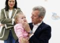 Alfonso Rueda inaugura la escuela infantil de O Rebullón en Mos, con 41 plazas gratuitas para niños de cero a tres años.