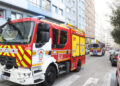 Un incendio en un garaje de Visma calcina tres vehículos y daña otros tres