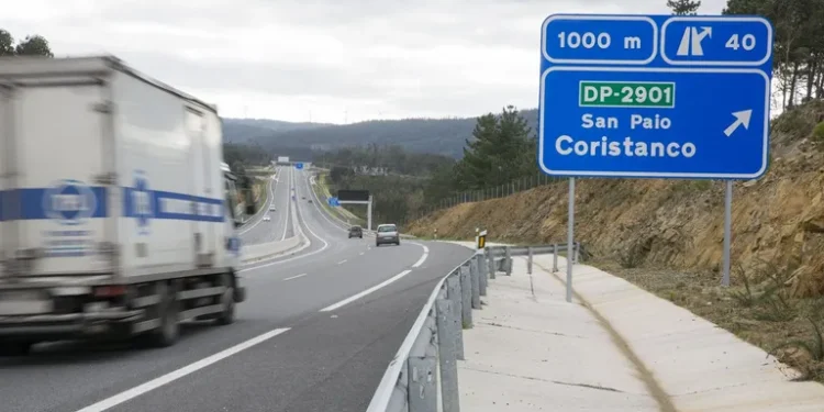 Tramo en servizo da autovía da Costa da Morte, cuxa prolongación recibirá 7,58 millóns de euros nos orzamentos da Xunta de Galicia para 2027