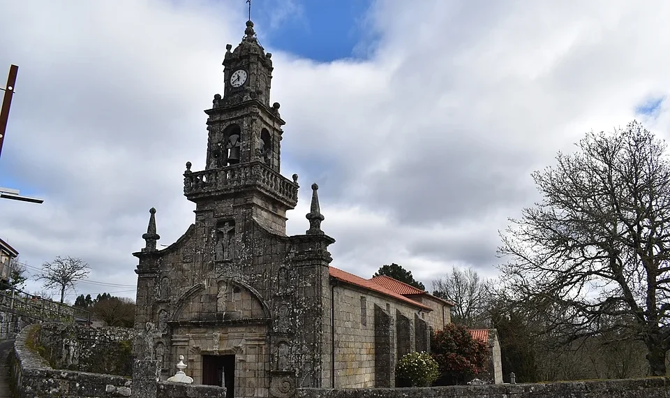 Guía de misas y horarios en Galicia para este fin de semana de Todos los Santos