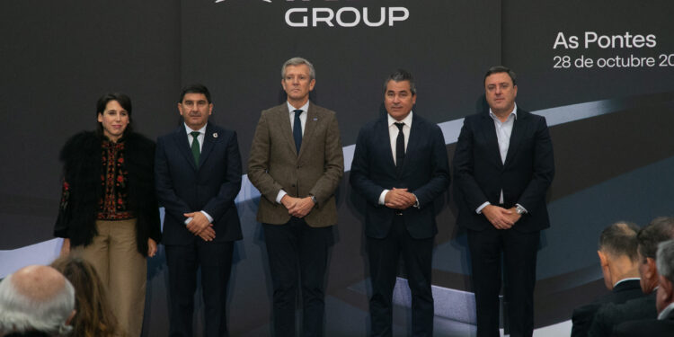 Valentín González Formoso destaca a cooperación institucional para impulsar a nova factoría de Indra nas Pontes.