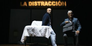 O FIOT de Carballo pecha a súa 35ª edición con Titzina e El Brujo