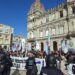 Agentes antidisturbios durante la protesta contra la visita de Santiago Abascal en la plaza de María Pita, A Coruña.