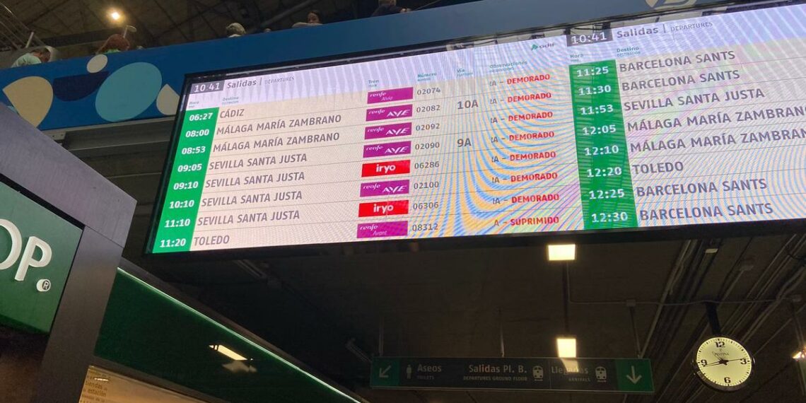 Trenes cancelados tras el accidente ferroviario de Toledo.
