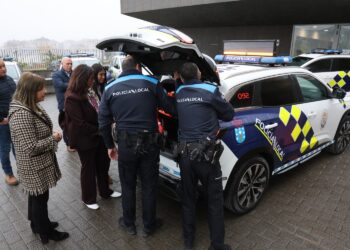 El Concello de Lugo incorpora seis vehículos híbridos para reforzar los medios materiales de la Policía Local.