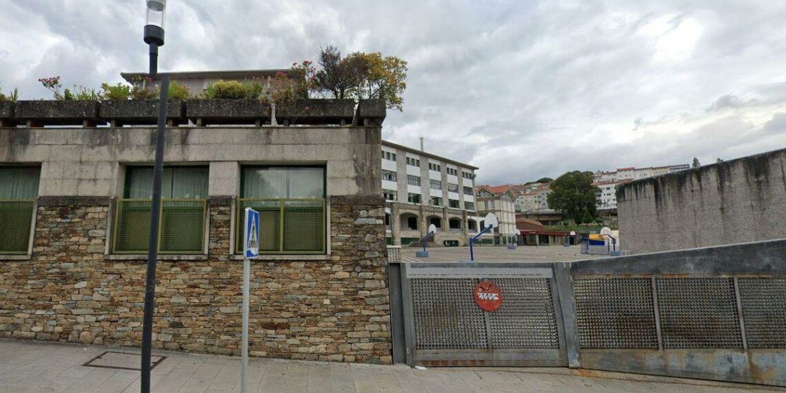 La cuesta de San Domingos, en Santiago de Compostela, donde un menor resultó herido tras ser atropellado.