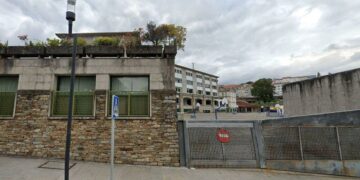 La cuesta de San Domingos, en Santiago de Compostela, donde un menor resultó herido tras ser atropellado.
