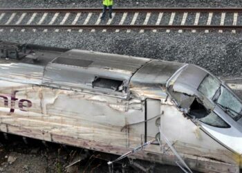 Los accidentes de Urda y Adamuz reabren el debate sobre la seguridad ferroviaria en España.