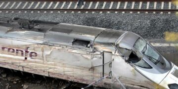 Los accidentes de Urda y Adamuz reabren el debate sobre la seguridad ferroviaria en España.